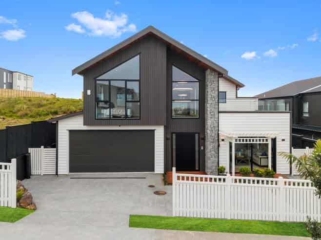 65 Kumukumu Road, Long Bay