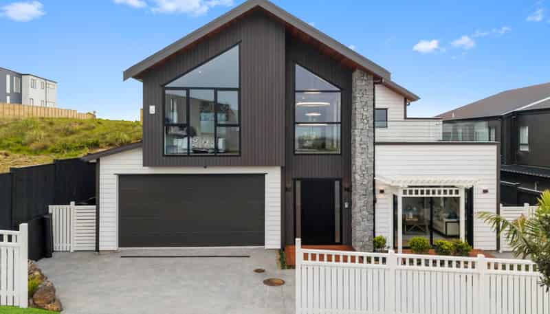 65 Kumukumu Road, Long Bay