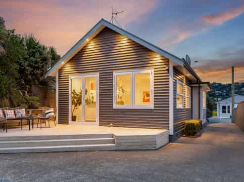 243 Rintoul Street, Berhampore