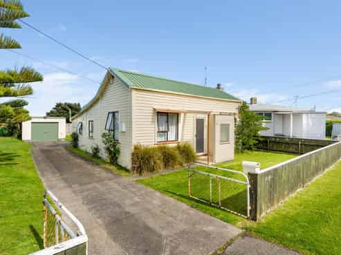 21 Hood Street, Castlecliff