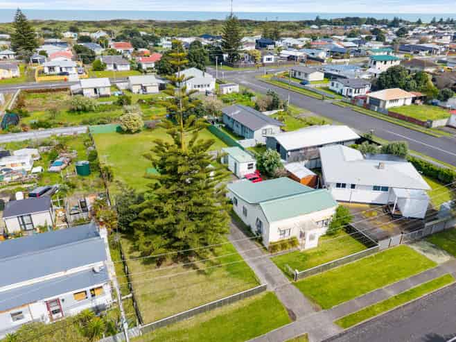 21 Hood Street, Castlecliff