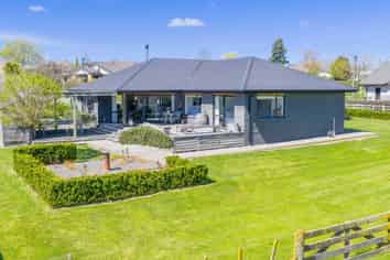 14 Brooker Place, Waipukurau