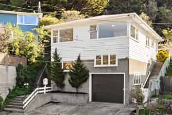 163 Happy Valley Road, Owhiro Bay