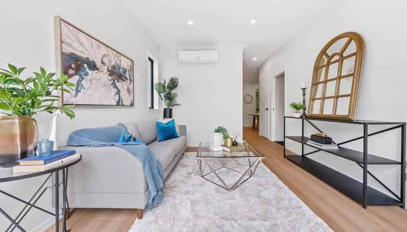 36C Whitford Road, Somerville