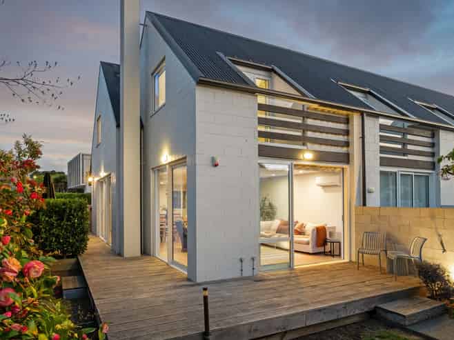 1/14 Andover Street, Merivale