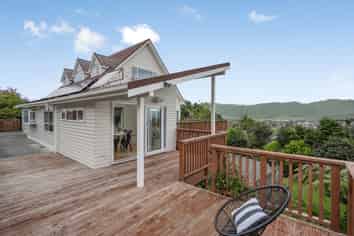 17 Hill Road, Belmont