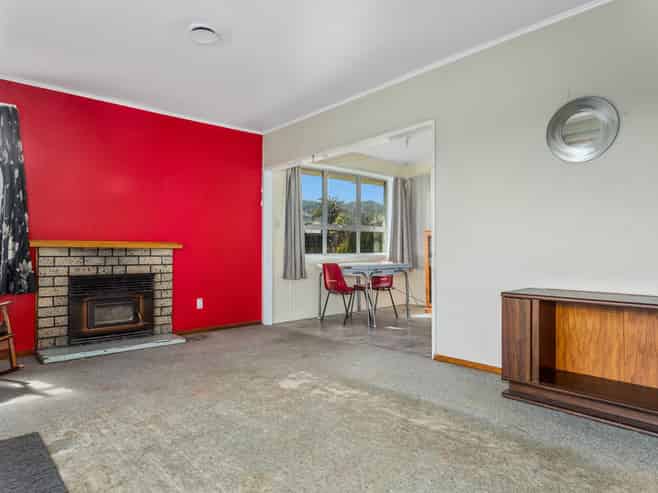 12 Howell Road, Taneatua