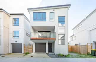 2/46 Cockayne Crescent, Sunnynook