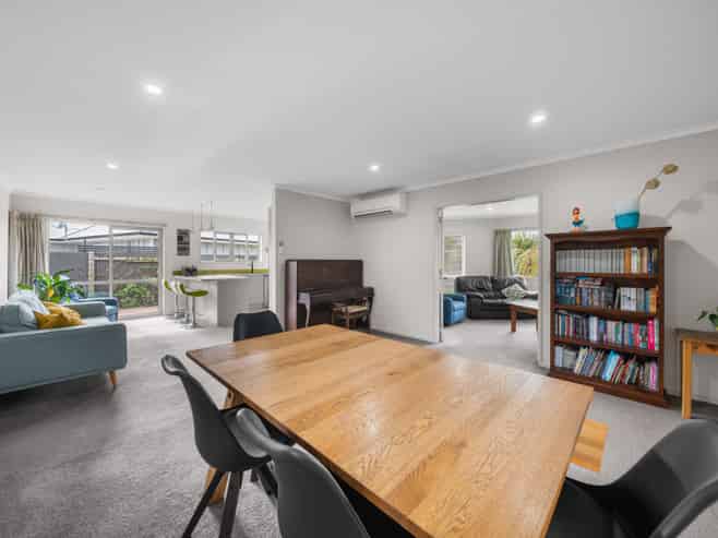 6 Gimson Street, Solway