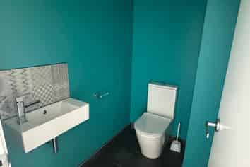 332/1 Layard Street, Avondale