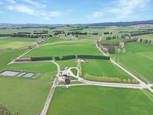 373 Camp Hill Road, Rongahere