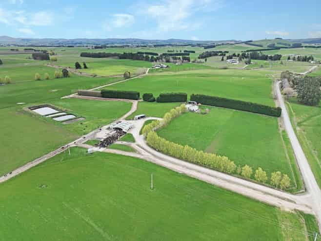 373 Camp Hill Road, Rongahere