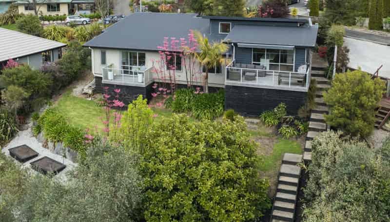 8 Burnside Terrace, Atawhai