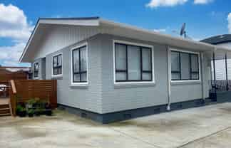 708 Te Atatu Road, Te Atatu Peninsula
