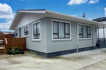 708 Te Atatu Road, Te Atatu Peninsula