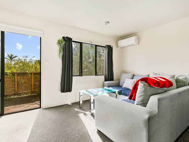 7/12 Ambrico Place, New Lynn