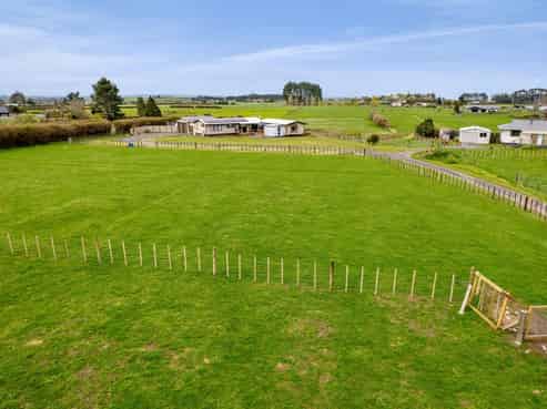 11A Warwick Road, Stratford