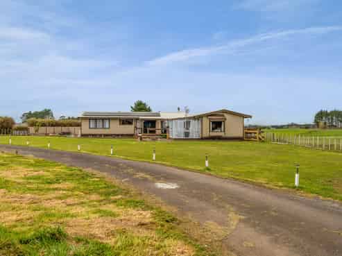 11A Warwick Road, Stratford