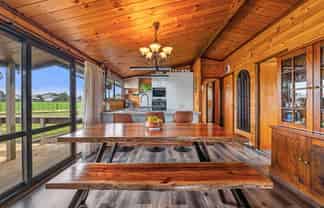 11A Warwick Road, Stratford