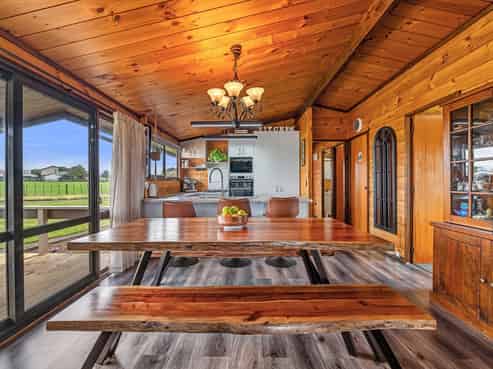 11A Warwick Road, Stratford