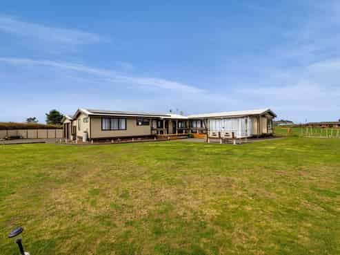 11A Warwick Road, Stratford