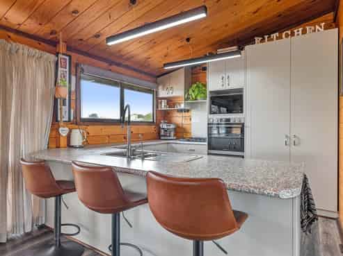 11A Warwick Road, Stratford