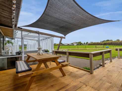 11A Warwick Road, Stratford