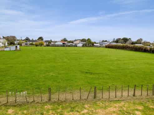 11A Warwick Road, Stratford