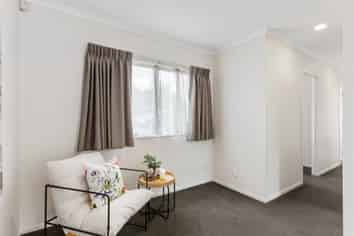 2/12 Oak Street, Royal Oak