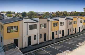 1/13 Farringdon Street, Glen Innes