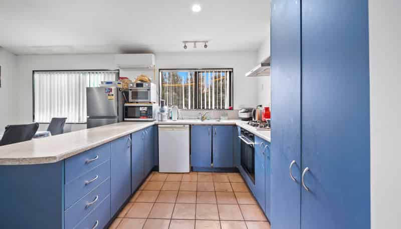 27 Robertson Road, Favona