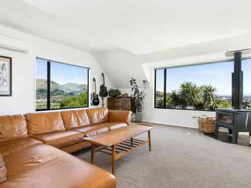 3 Roland Lane, Mount Pleasant