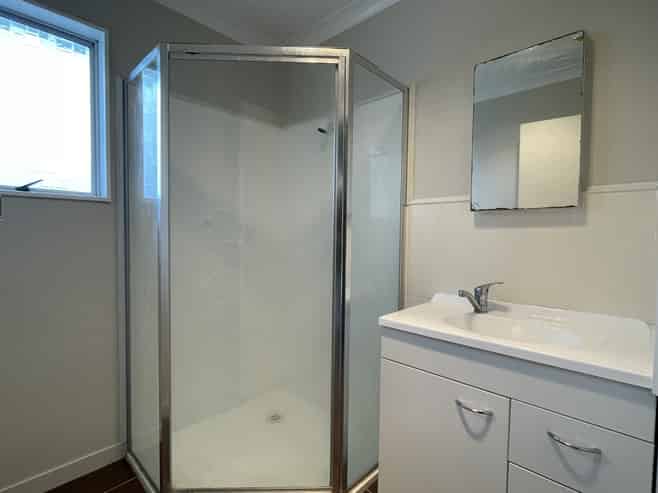 1/608 Elm Road, Akina