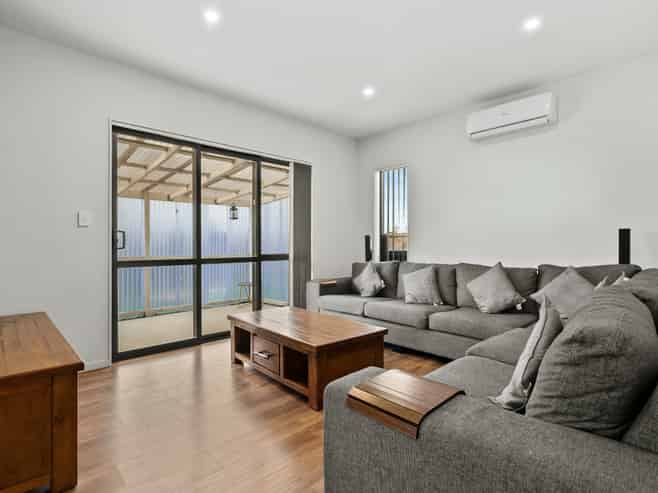 35 Sapwood Crescent, Takanini