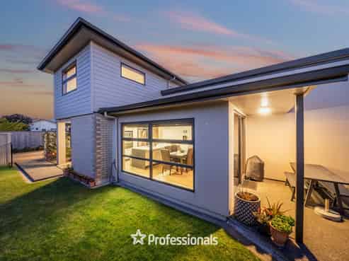 8a Glen Iris Grove, Woburn