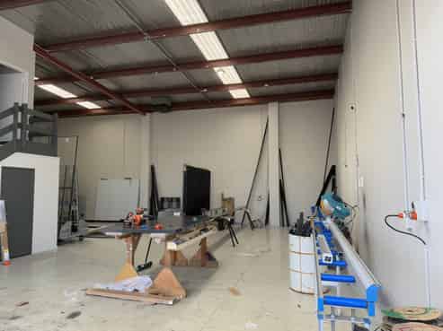 Immaculate industrial warehouse for lease