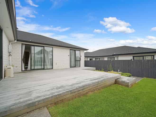 6 Joseph Kokich Avenue, Swanson