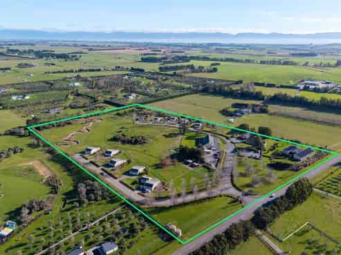 Martinborough Estate with Approved Subdivison