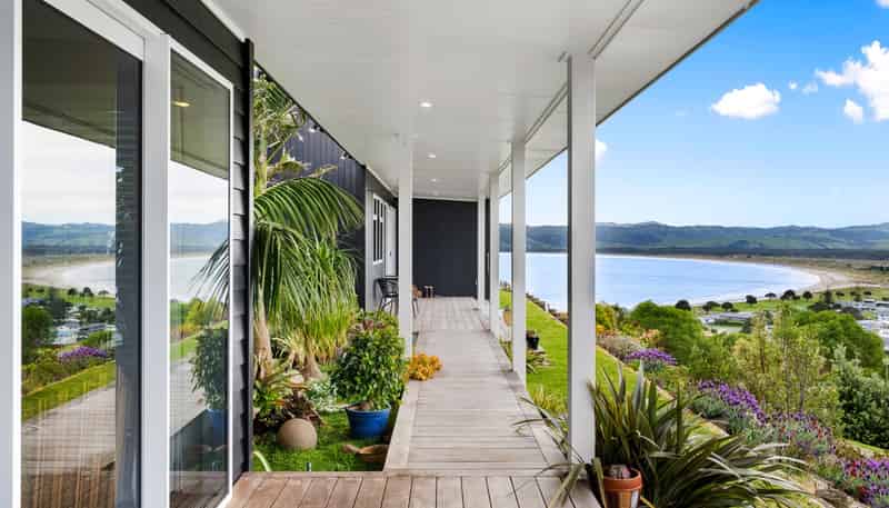 6A Seaview Drive, Mahia