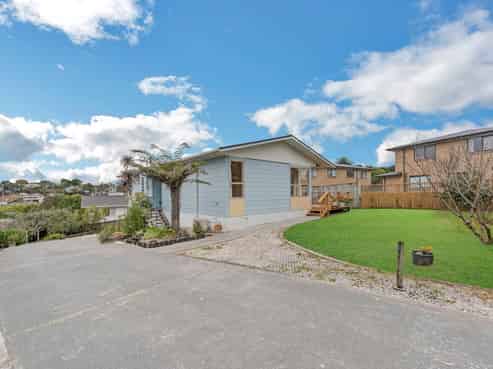 32 Cockayne Crescent, Sunnynook