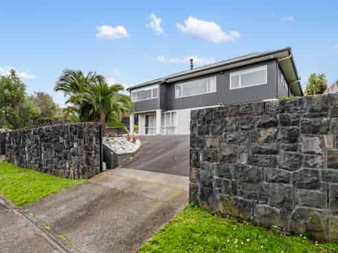94 Norman Lesser Drive, Saint Johns