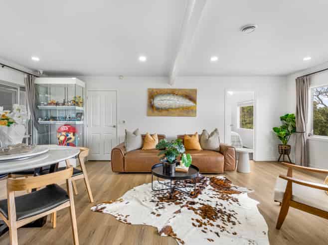 94 Norman Lesser Drive, Saint Johns