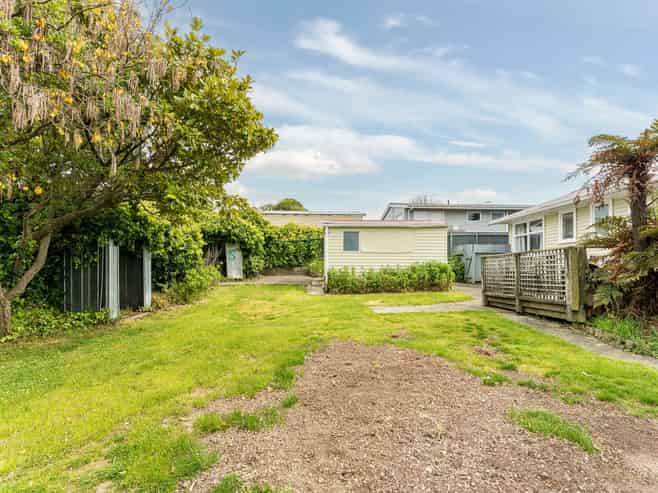 421 Warspite Avenue, Ascot Park