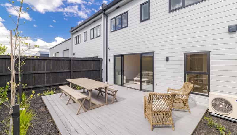 3/5 Kairua Lane, Wigram