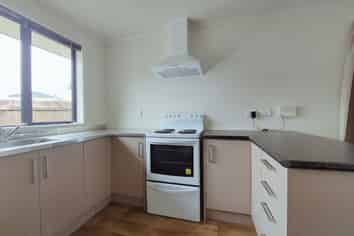 6B Tralee Place, Hillcrest