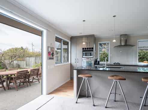 4 Romney Close, Richmond