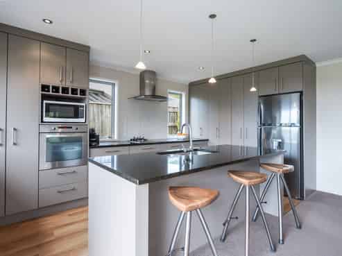 4 Romney Close, Richmond