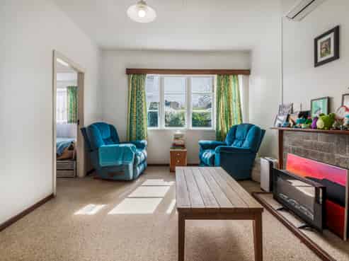 32 Riley Crescent, Woolston