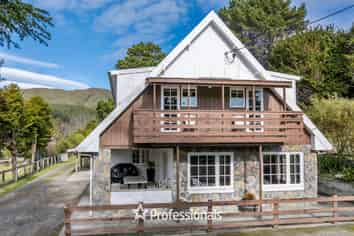 54A Kaitoke Loop Road, Kaitoke