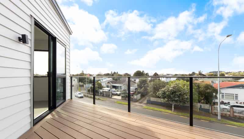 3/130 Rosebank Road, Avondale